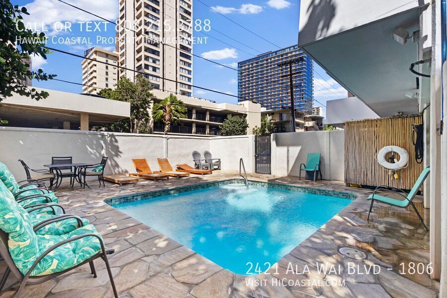 Foto principal - 2421 Ala Wai Blvd