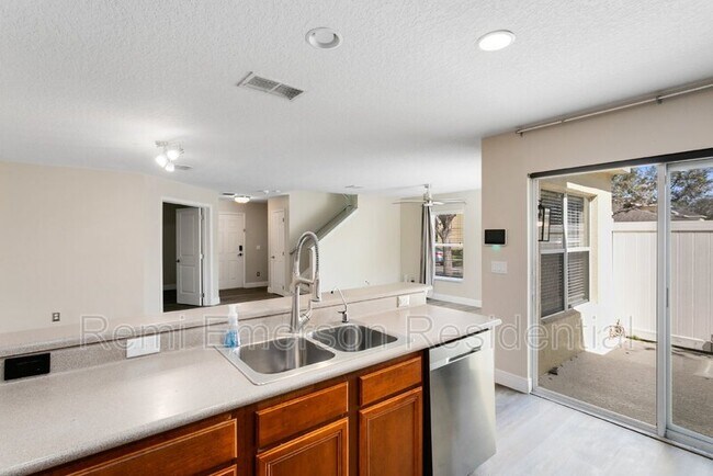 Building Photo - 13028 Auburn Cove Ln