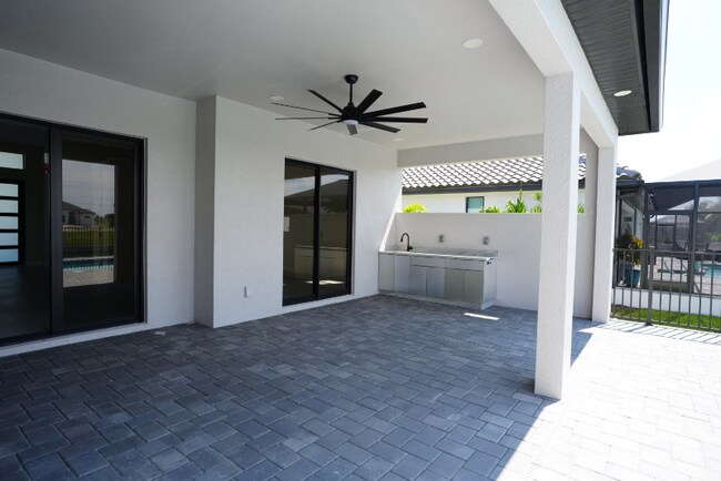Building Photo - 4200 NW 39th Ln