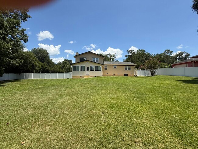 Building Photo - 3726 Wicklow Cir