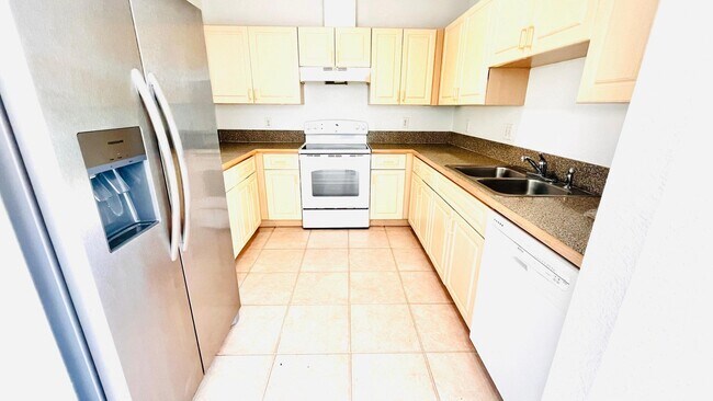 Foto del edificio - 1436 Hawthorne Pl