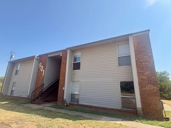 Foto del edificio - 901 S. Highway 77