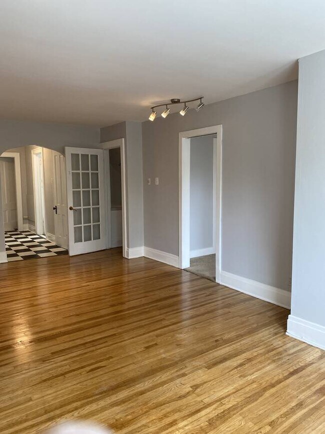 Foto del edificio - 405 Elmwood Ave