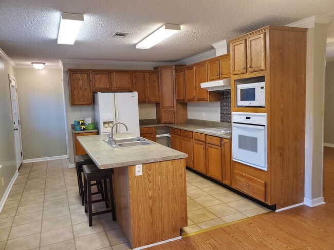 Foto del edificio - 1628 Spring Creek Hwy
