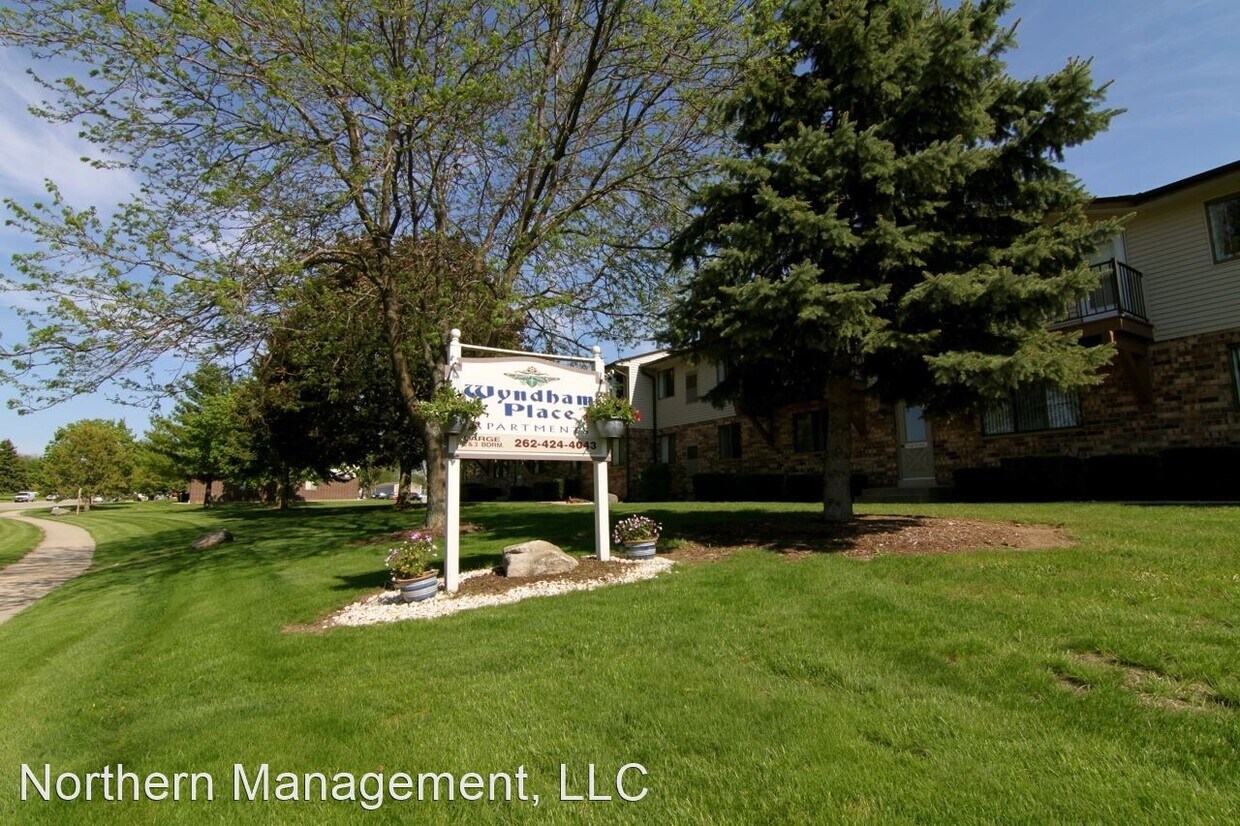 Primary Photo - N114 W15775-W15929 Sylvan Cir