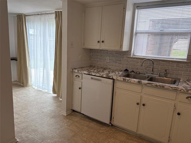 Foto del edificio - 5357 Wonder Dr