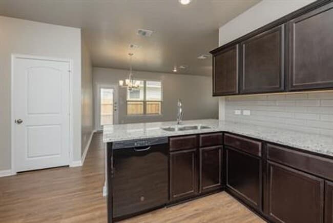 Foto del edificio - Bright & Cozy Duplex