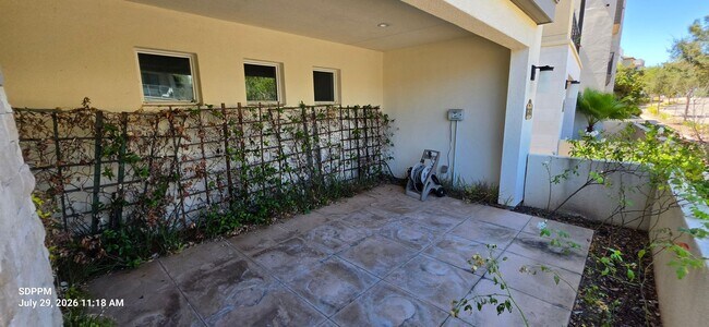 Building Photo - 4S RANCH/ DEL SUR - SAN DIEGO -  Very Nice 4 Bedroom / 4 Bath House.  AVAILABLE NOW!