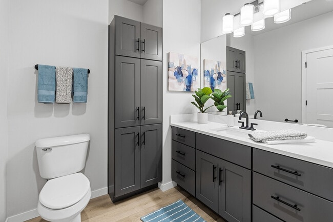 Baño de Seasons at Elgin - Seasons at Elgin