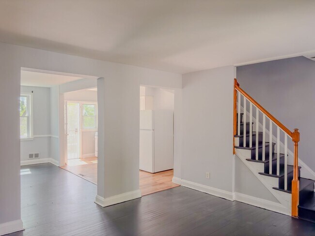 Foto del edificio - 5967 Glen Falls Ave
