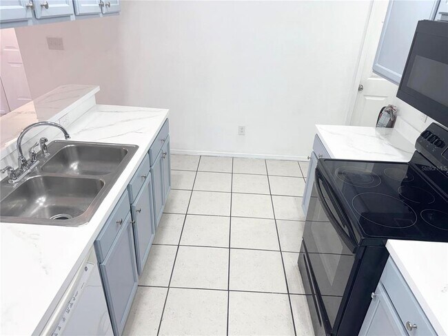 Foto del edificio - 2346 Prime Cir