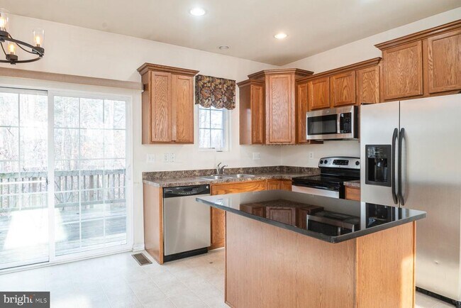 Foto del edificio - 1169 Coulbourn Cor