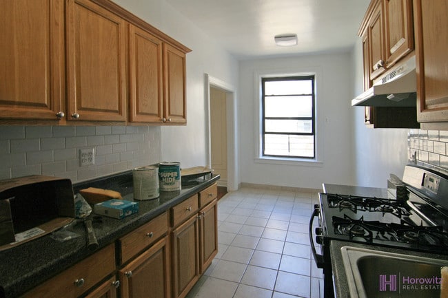 Building Photo - 3563 79th St