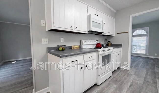 Foto del edificio - 341 N Burbank Dr