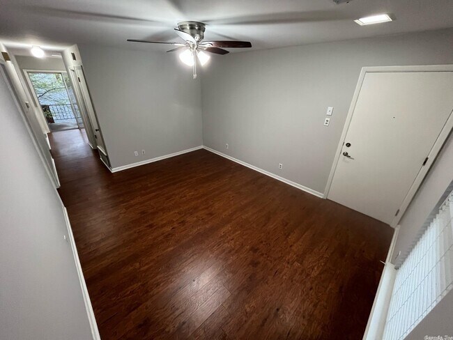 Foto del edificio - 3801 Hill Rd