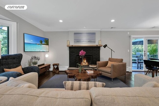 Foto del edificio - 94 Ridge Rd W