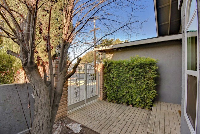 Foto del edificio - Single Family Home in the Heart of Santa Clara