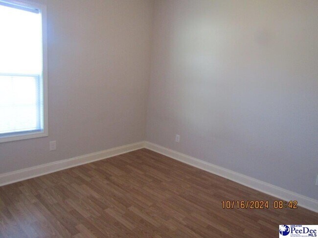 Building Photo - 1481 Rosedale St