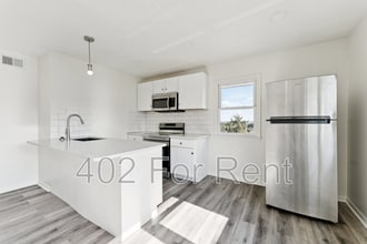 Building Photo - 1056 S 29th St