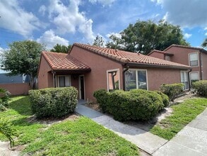 Building Photo - 614 Grenadine Ct