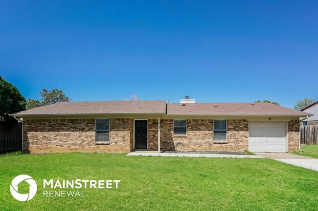 Building Photo - 619 Prairie View Dr