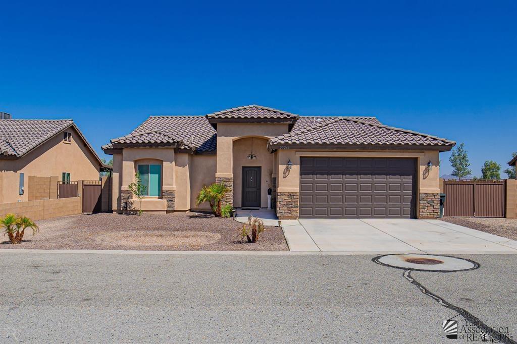 Foto principal - 27266 Mesquite Ave