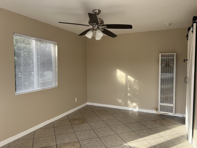 Building Photo - 108 west 9th / York St