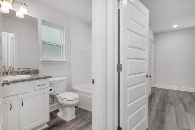 Building Photo - 8154 Lawton St