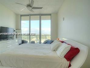 Foto del edificio - 3470 E Coast Ave