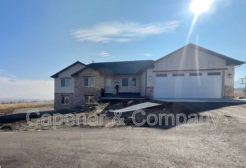11769 W 10400 N, Tremonton, UT 84337 Condo for Rent in Tremonton, UT