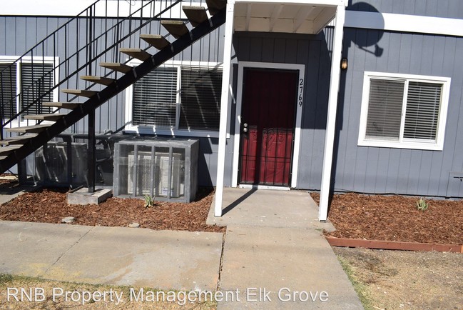 Building Photo - 2767 Meadowview Rd