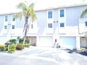 Building Photo - 255 Capri Cir N