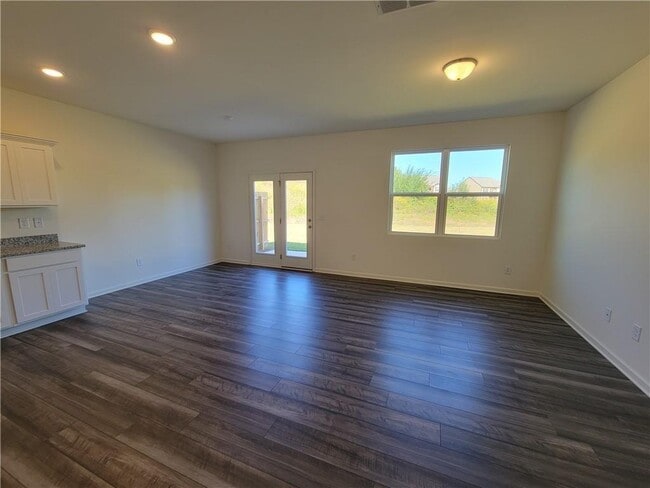 Building Photo - 209 Swindon Dr