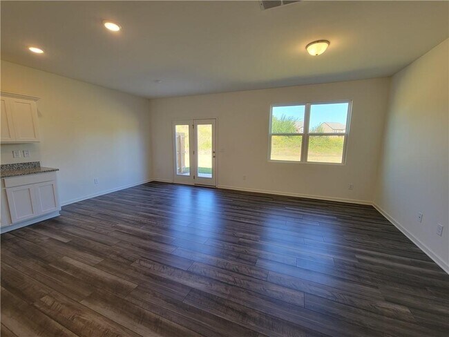 Foto del edificio - 209 Swindon Dr