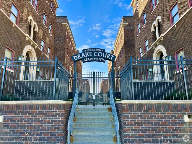 Building Photo - The Drake and Liberty Lofts Apartments