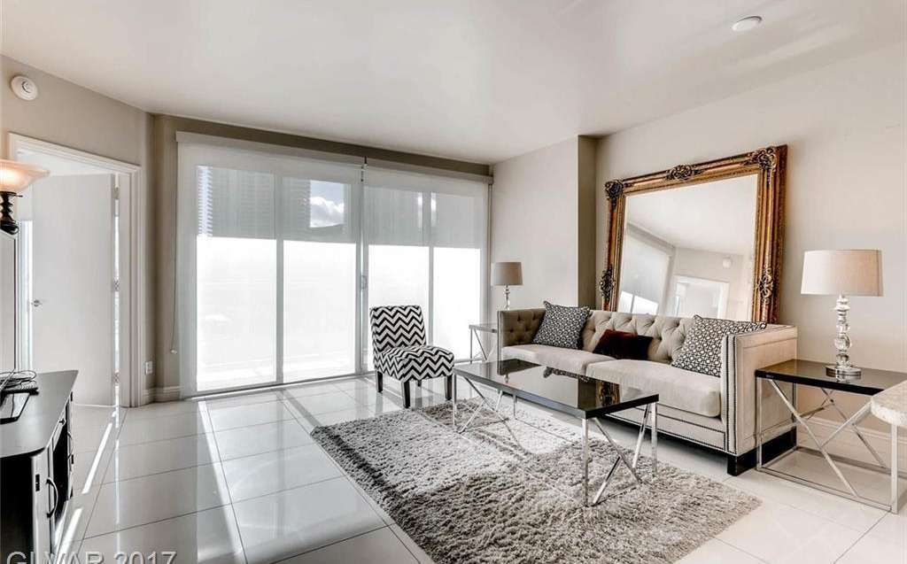 Foto principal - 222 Karen Ave