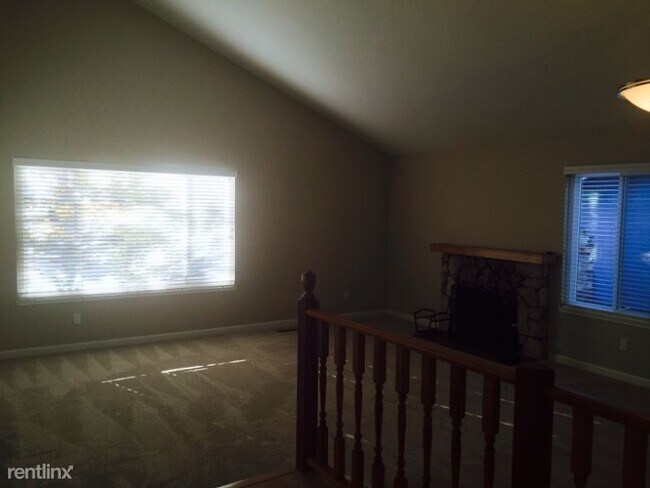 Building Photo - 3 br, 2 bath House - 4405 Striped Maple Ct