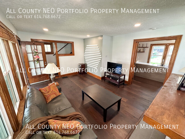 Building Photo - 1465 Hildreth Ave