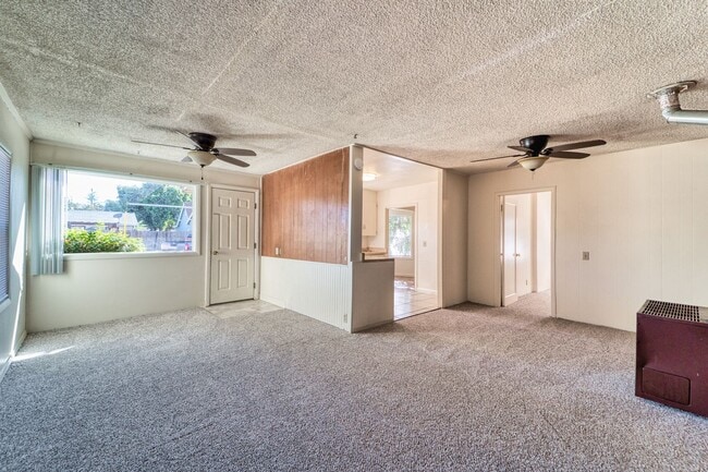 Foto del edificio - Cozy 1-Bedroom Home with Fenced Yard Near ...