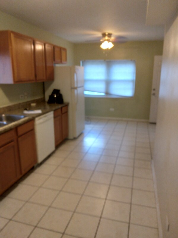 Building Photo - 5313 S Kenneth Ave