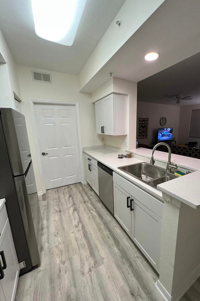 Foto del edificio - 4690 St Croix Ln