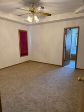 Building Photo - 2110 John St