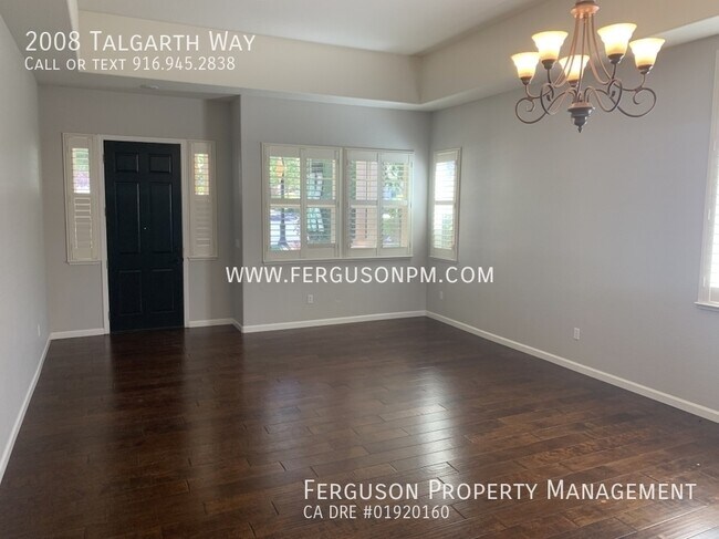 Foto del edificio - Single Story East Roseville Home With Gree...