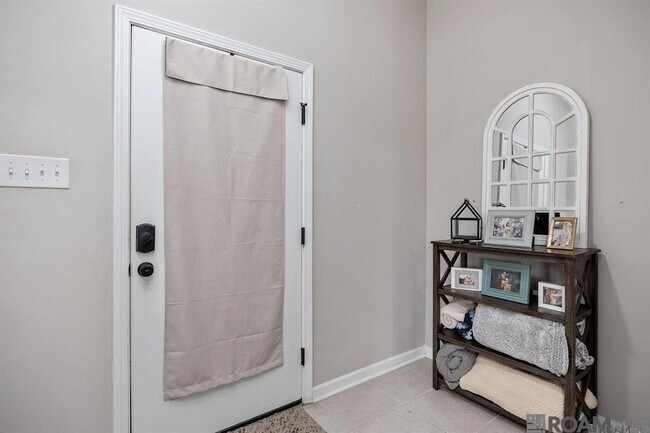 Foto del edificio - 18326 Sunset Park Dr