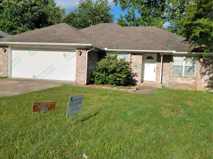 Primary Photo - Two Car Garage & Small Deck in the Back Yard!