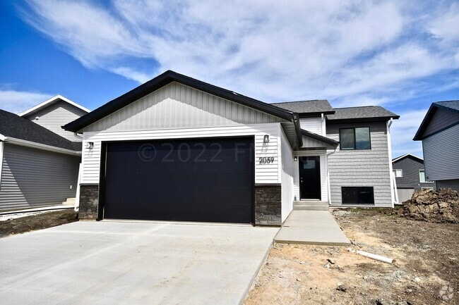 Building Photo - 2059 11th St W