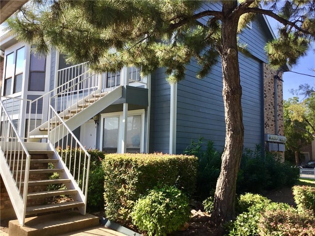 Primary Photo - 630 W Canty St