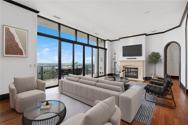 Foto del edificio - 2828 Peachtree St NW