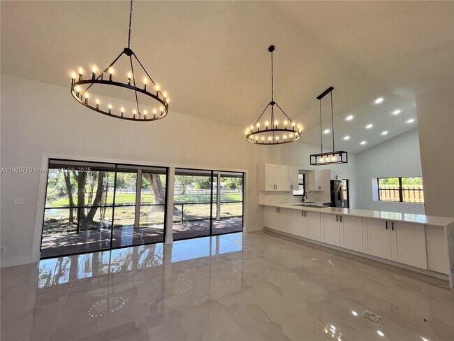 Foto del edificio - 1182 Raintree Ln