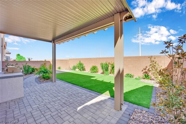 Foto del edificio - 9770 Hawk Crest St
